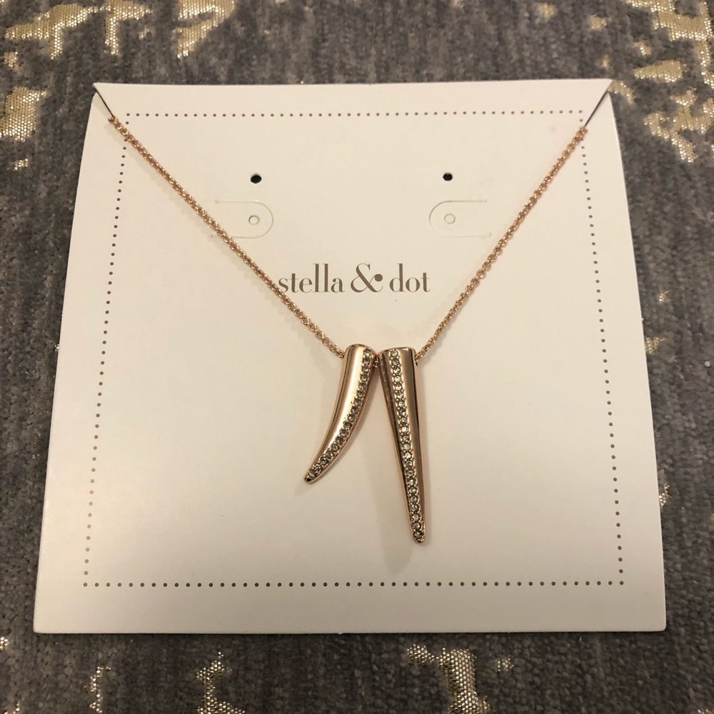 NIB Stella & Dot Double Pave Horn Pendant Necklace